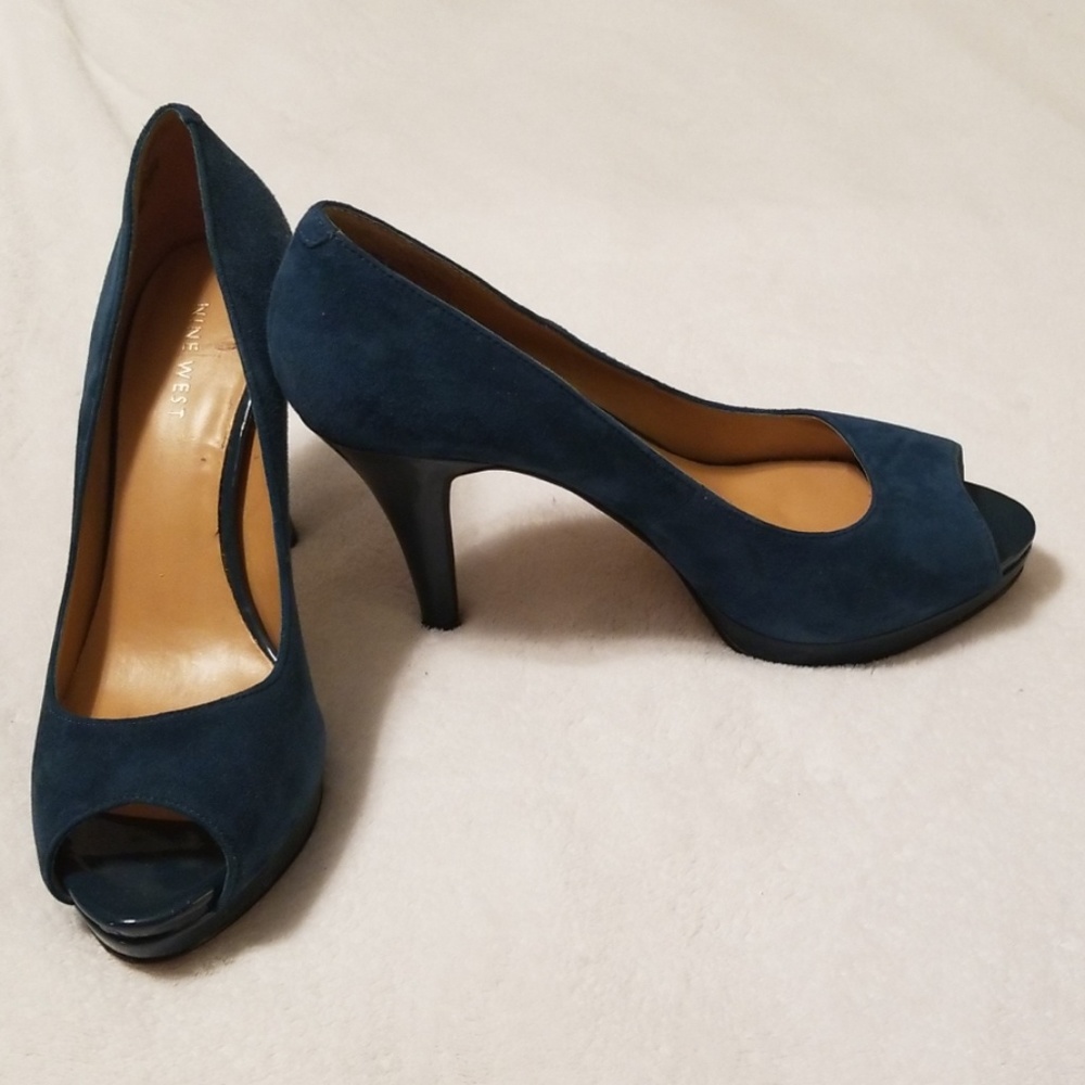 Leather Nine West Pumps
